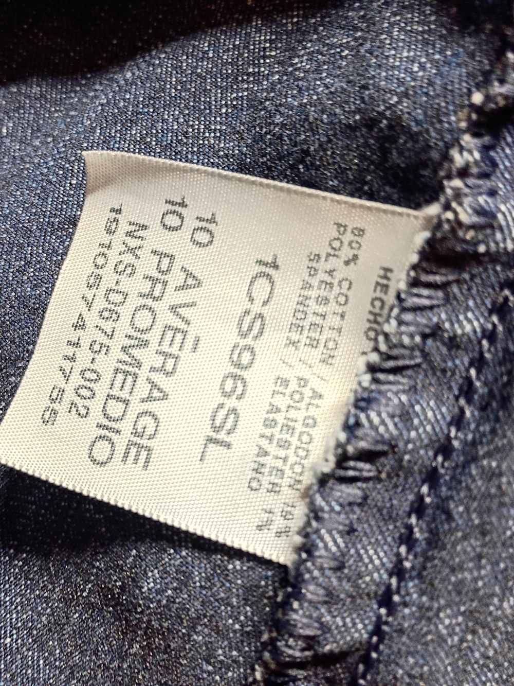 chic Dark Blue Denim Jean Shorts - Picture 4 of 4